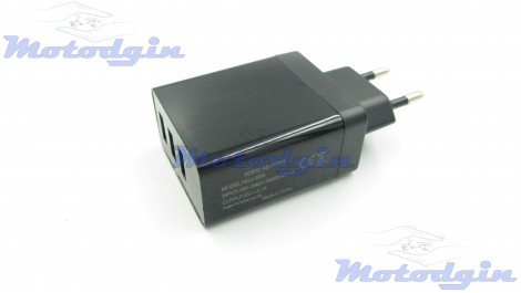 Зарядное устройство от сети 220V 3 порта USB индикатор напряжения